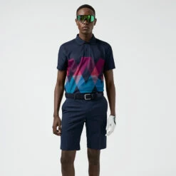 J.Lindeberg Active Argyle Golf Shorts -Calla Golf Club Shop J.Lindeberg SS22 Active Argyl Golf Short P1345071 Navy Model 1