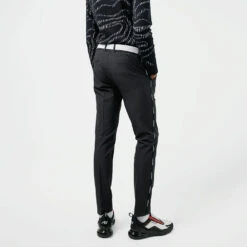 J.Lindeberg Stuart Stripe Golf Trouser 10 J.Lindeberg Stuart Stripe Golf Trouser -Calla Golf Club Shop J.Lindeberg SS22 Stuart Stripe Golf Trouser Black GMPA05716 9999 Code TRLIN022 34 W 32 Leg Model 2