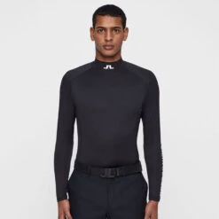 J.Lindeberg Aello Golf Base Layer -Calla Golf Club Shop J.Lindeberg AW21 Aello Soft Compression Base Layer COMG672505660 Code BLLIN003 M Black White Model 1