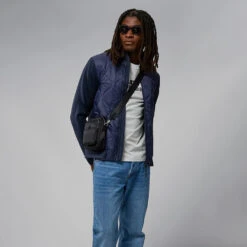 J.Lindeberg Quilt Hybrid Thermal Golf Wind Jacket -Calla Golf Club Shop J.Lindenberg Quilt Hybrid Jacket AMOW07063 6855 WTLIN045 JL Navy Model 1