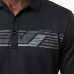 TravisMathew River Basin Golf Polo Shirt 10 TravisMathew River Basin Golf Polo Shirt -Calla Golf Club Shop Travis Mathew SS21 River Basin Golf Polo Shirt 1MW150 SHTRA059 L Black Model 2