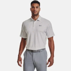 Under Armour Playoff 2.0 Flag Print Golf Polo Shirt -Calla Golf Club Shop Under Armour AW22 Playoff 2.0 Flag Print Polo Shirt 1327037 146 SHUND301 L White Halo Gray Steel Model 1