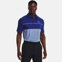 Under Armour Playoff 2.0 Low Round Golf Polo Shirt 9 Under Armour Playoff 2.0 Low Round Golf Polo Shirt -Calla Golf Club Shop Under Armour AW22 Playoff 2.0 Polo Shirt 1327037 491 SHUND296 Bauhaus Blue Oxford Blue Bolt Red Model 1