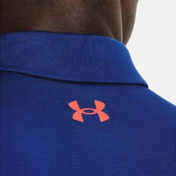 Under Armour Playoff 2.0 Low Round Golf Polo Shirt 10 Under Armour Playoff 2.0 Low Round Golf Polo Shirt -Calla Golf Club Shop Under Armour AW22 Playoff 2.0 Polo Shirt 1327037 491 SHUND296 Bauhaus Blue Oxford Blue Bolt Red Model 2
