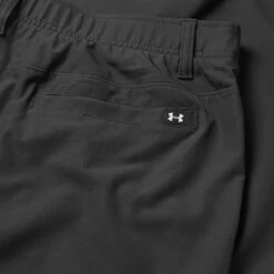 Under Armour Drive Slim Taper Golf Pants 5 Under Armour Drive Slim Taper Golf Pants -Calla Golf Club Shop Under Armour SS22 Drive Slim Taper Golf Pants Black Halo Gray 1364410 001 TRUND064 Detail